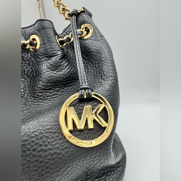 Michael Kors Frankie handbag black leather with gold trim. - Picture 2 of 12